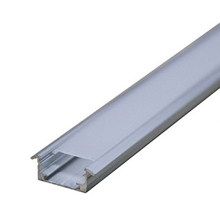 El perfil de aluminio industrial revestido electroforético entrena a uso de la maquinaria