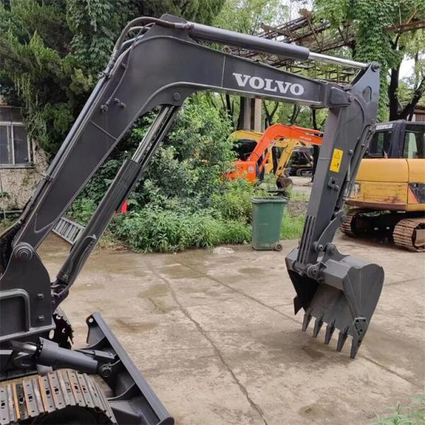 Venta de Shanghai Excavadora EC60D de 6 toneladas usada con válvula hidráulica original hecha en Corea