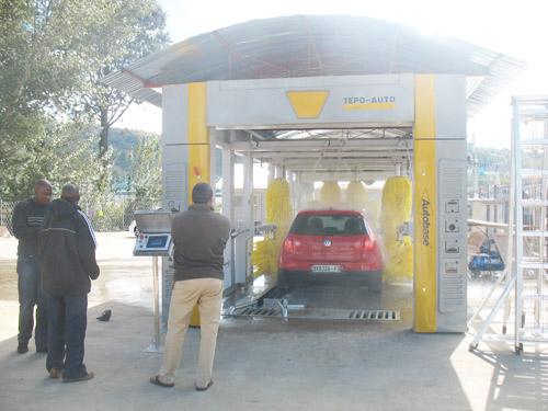 Automatic tunnel car washing machine TEPO-AUTO