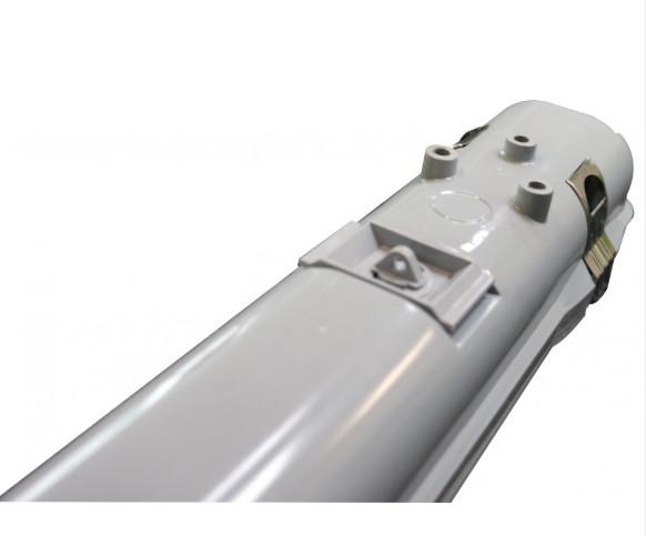 40W Slim Tri Proof LED Light 1200mm 4FT IP65 120lm/W For Warehouse Parking Lot