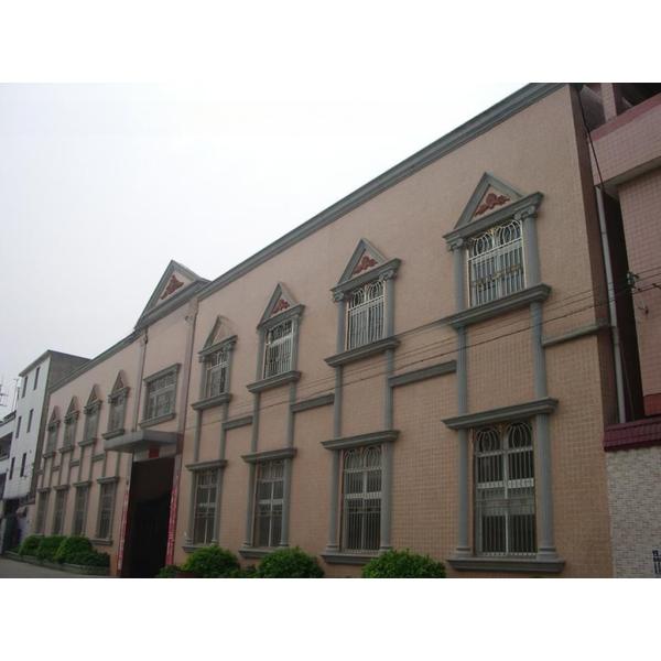 Добавьте тон к вашему праздничному оборудованию с цветочным монтажем из гусиного перья