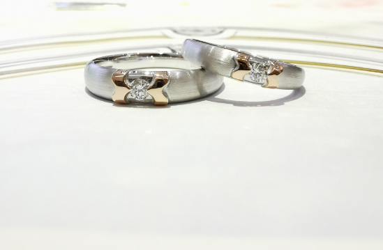 Jewelry Double Color 18K 8.8g Gold Engagement Couple Rings