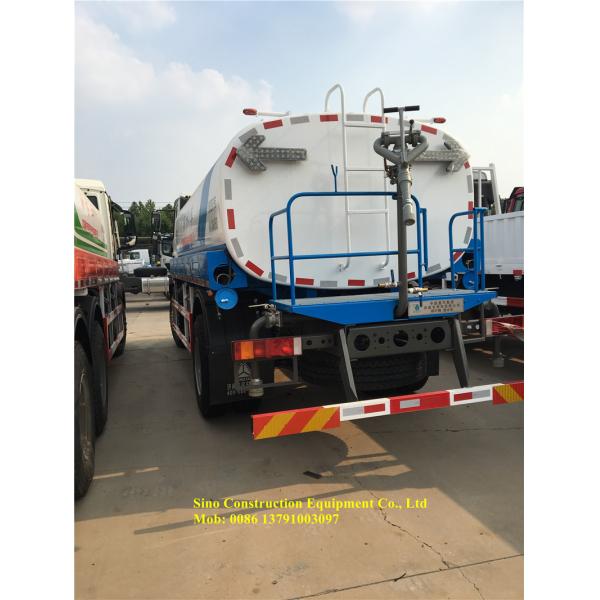 Тележка спринклера цистерны с водой тележки 6кс4 20м3 особенной цели Синотрук Хово