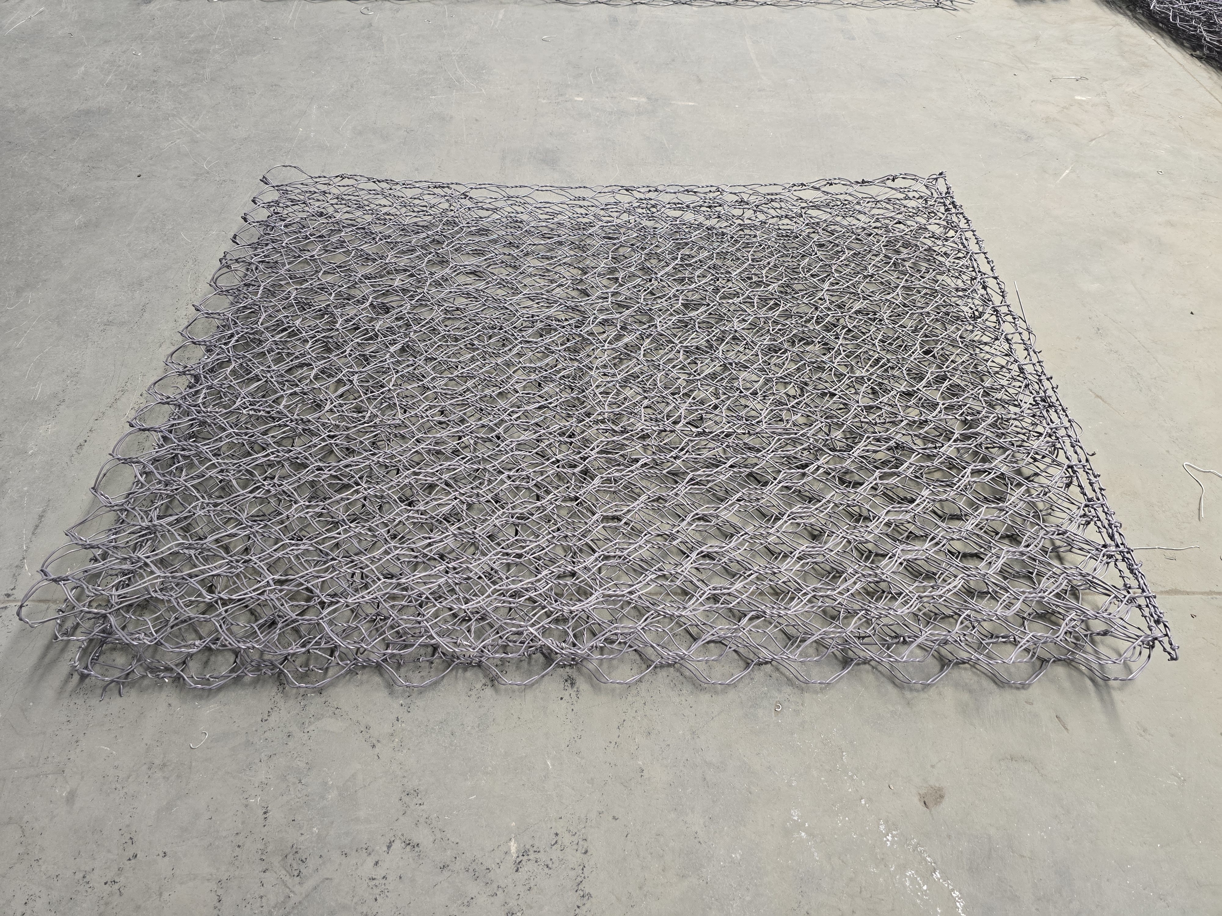 Woven Gabion Box with Hexagon Holes for Eco-friendly Permeable Structure and Custom Sizes