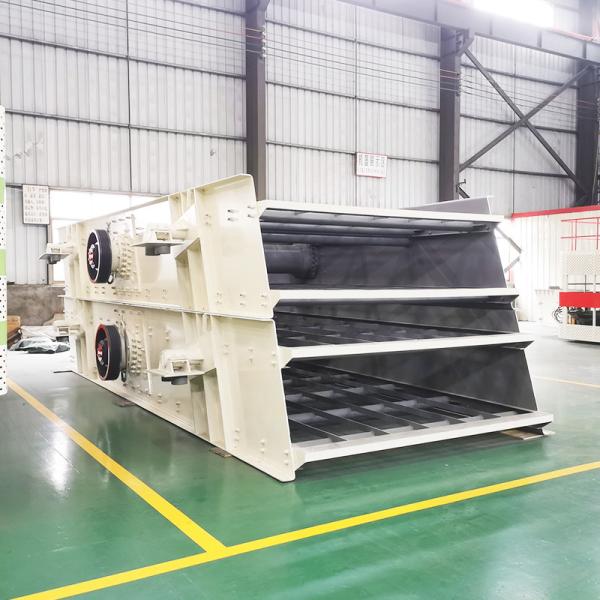 High Accuracy Effective Mining Vibrating Screens By Electricity 30-250t/H