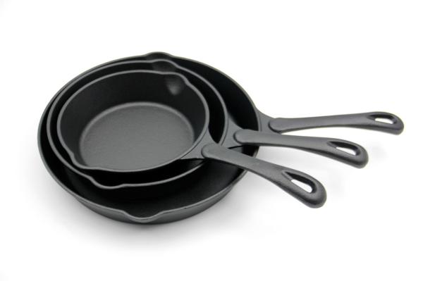6.3 Inch Pre Seasoned Cast Iron Skillet For Outdoor Cooking