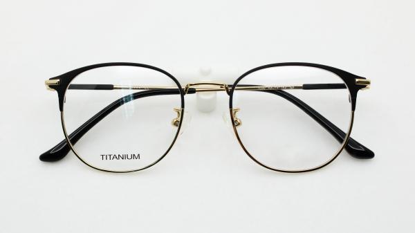 Non Prescription Glasses Frame with Titanium Optical Eyeglasses for Men Women Two tnoe Colors Fashion Crestive Designer