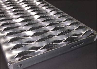 Perforated Serrated Grating , Grip Strut Safety Grating For Stair Treads