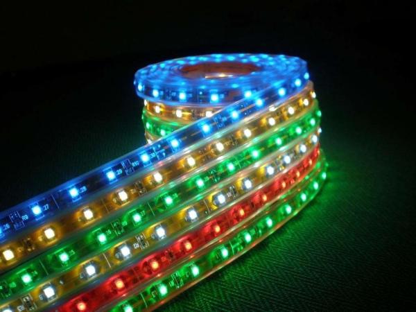 Máquina da extrusão da luz da corda do diodo emissor de luz do PVC, certificado exterior do CE da prova da água