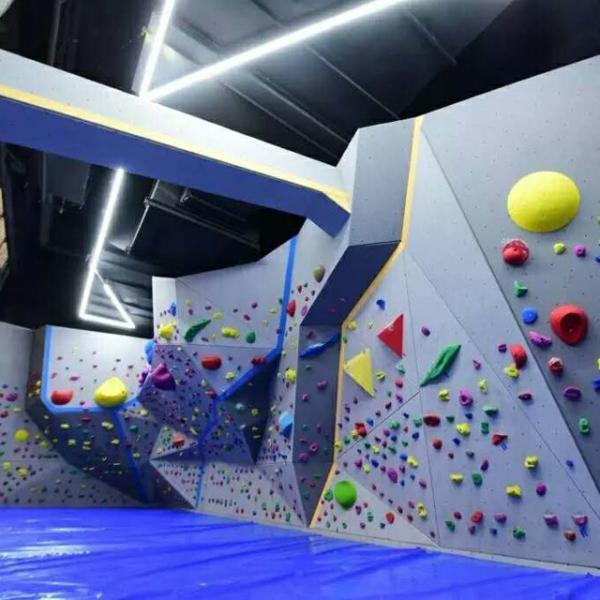 1pc Package Quantity Blue Half Ball Shape Indoor Rock Climbing Wall Volumes for Adults