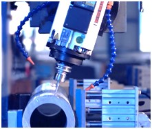 Cnc PVC профиля автомата для резки CNC 4 осей машина алюминиевого сверля и выстукивая