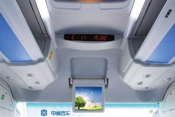 Zhongtong 12m Long Distance Luxury Coach Bus 100km/H LCK6125HQ5A1