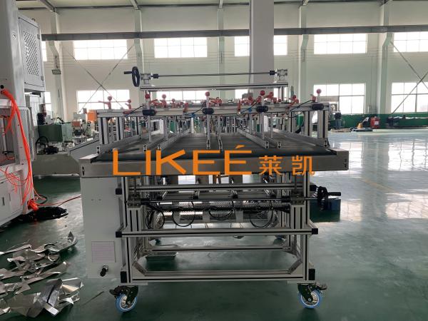 recipiente do acondicionamento de alimentos de 12000pcs/H Alunimum que faz a máquina uma espessura de 200 mícrons