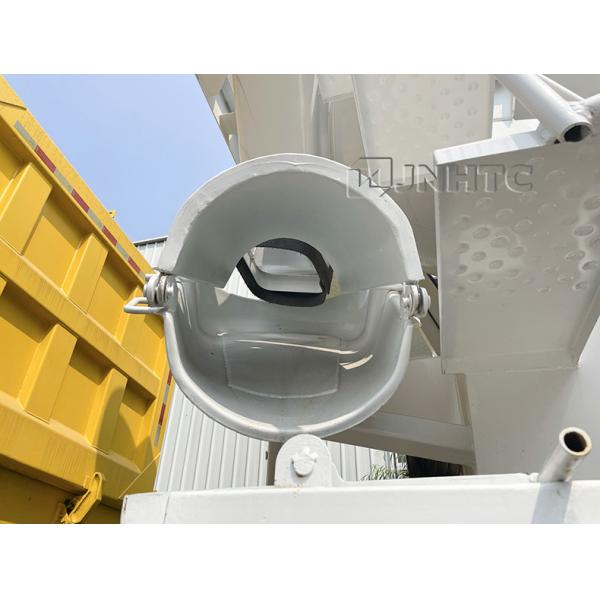 10 тележка машины смесителя цемента Sinotruk 10m3 колес