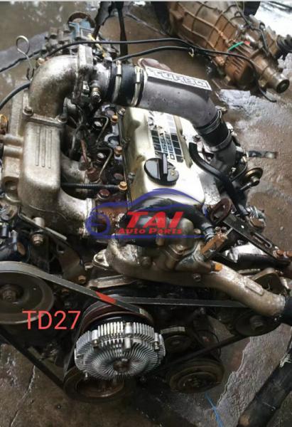 Ferro fundido original japonês de Nissan Engine Parts TD27 TD27T