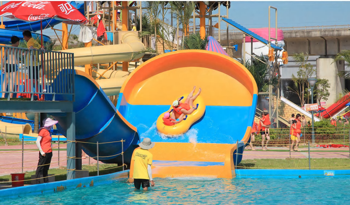  Kids Water Slide Mini Sky-High Spiral Slide (Shark Theme)  Commercial Raft Water Slide for Sale