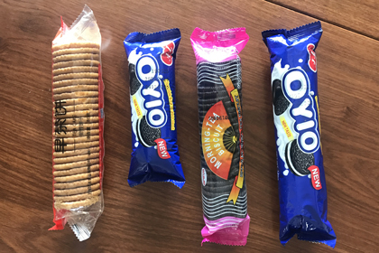 Variable Quantity Sandwich Biscuit Machine PLC Control Automatic Cream Filling Machine Customized