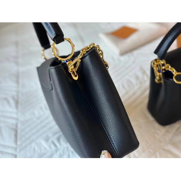 ZIP Closure Women Bag Elegant Single Shoulder Crossbody Travel Luggage None Decoration