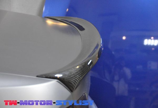 BMW E90/УГЛЕРОД E92 M TECH крыло теперь в штоке