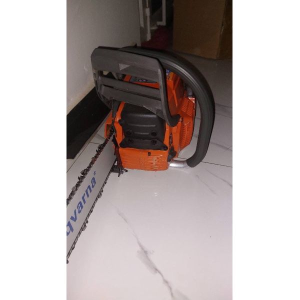Top Quality 4.1KW Wood Cutting Machine HUSQ372/372xp Gasoline Chainsaw With 70.1cc Garden Tools Chain Saw