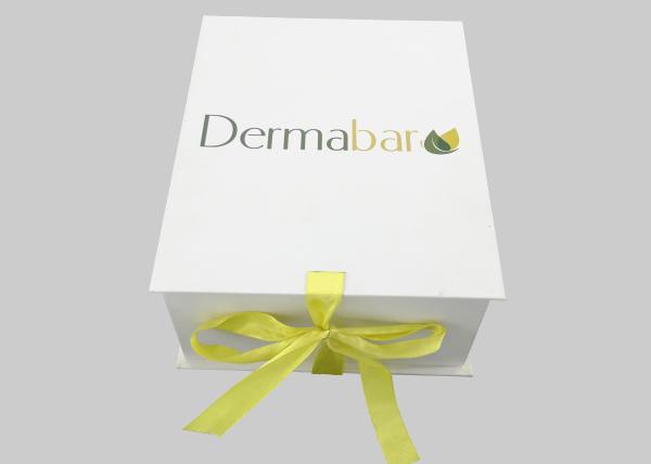 Ribbon Closure Magnetic Rigid Gift Box White Book Shaped Foam Insert For Shaver