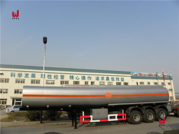 Heavy 3 Axles Crude Oil Tanker Trailers 60000L Oil Tanker Truck