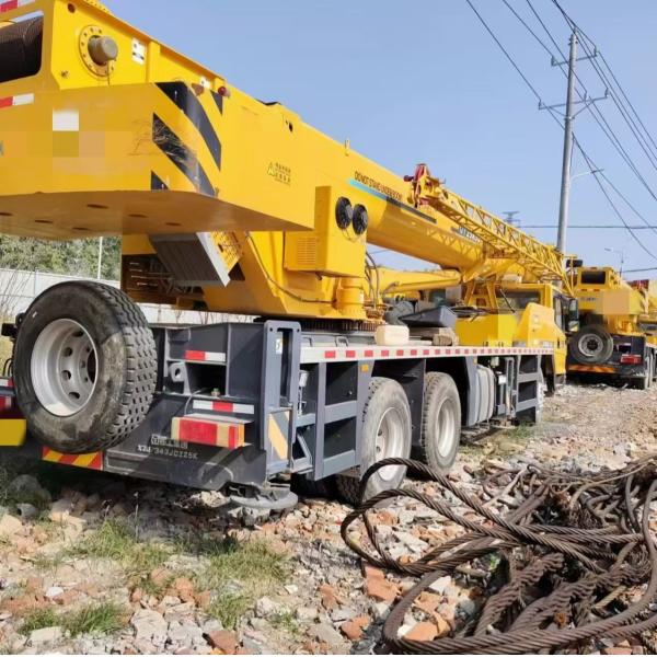 Used XCMG Mobile Truck Crane 25 Tons for Construction Company Inventory Direct Sale