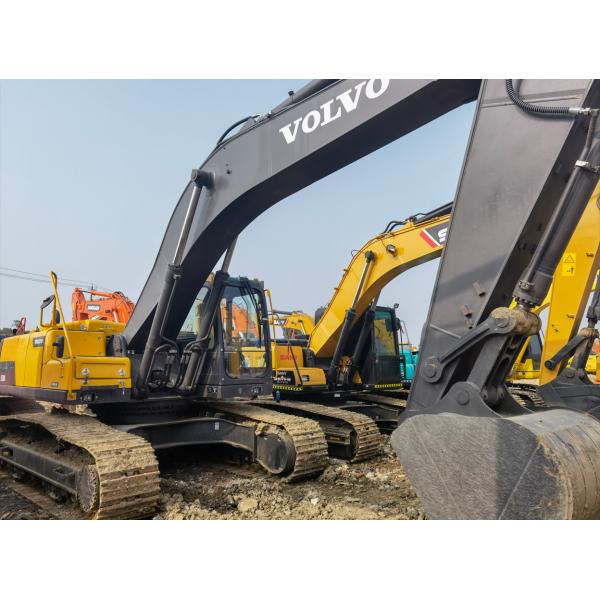 Excavadora VOLVO EC290D em bom estado