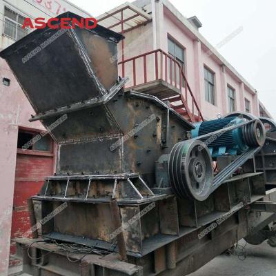 Crush Rock High Efficiency Fine Crusher Portable Diesel Engine 100 - 300 Ton/H