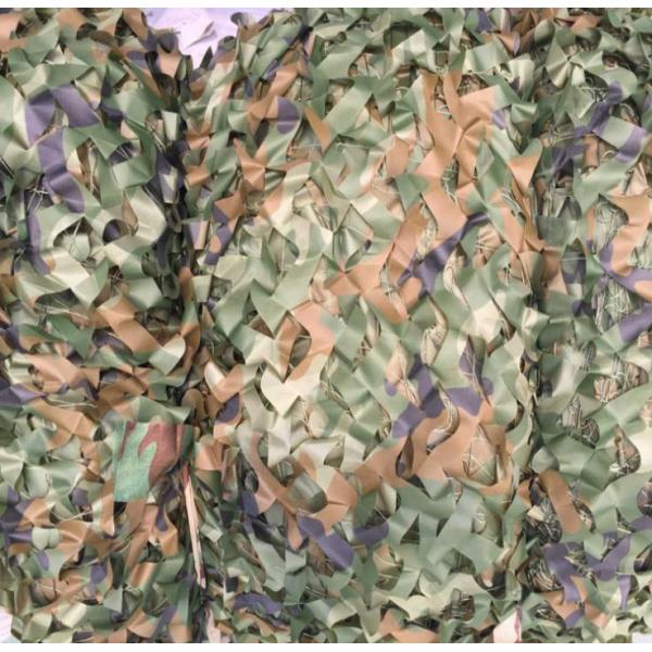 Листья умирают отрезок военное Камо ловя сетью военную маскировочную сетку для располагаться лагерем звероловства армии