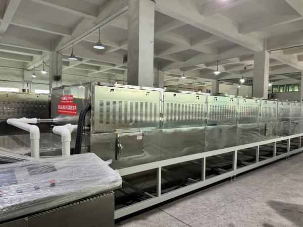 Sustainable Manufacturing Eco-Conscious Design 14 Stage Microwave Drying Machine For Pulp Sea Food