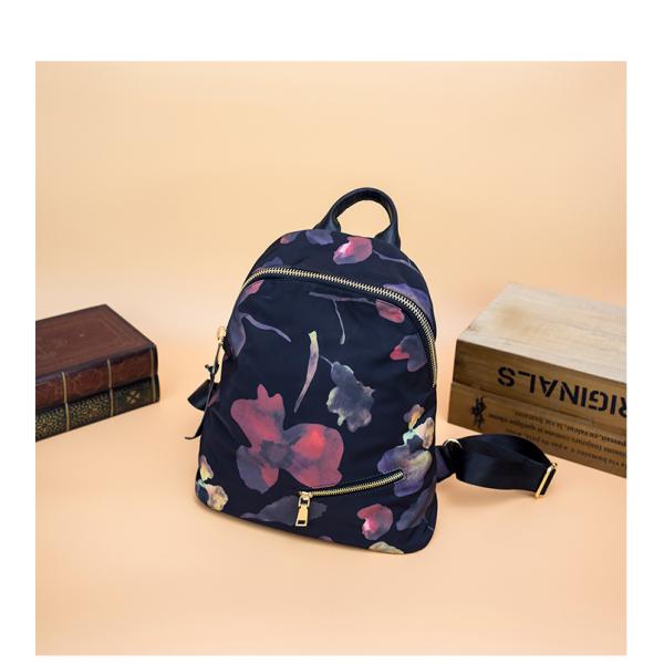 Double Shoulder  Girl Backpack Spring Summer Leisure And Camouflage Fashion Light Travel 2017 New Backpack