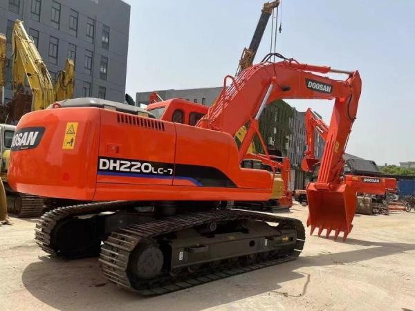 Doosan DH220LC équipement de pelle hydraulique d'occasion