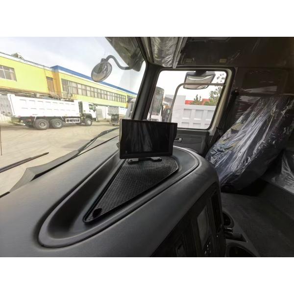 Десантное грузовик SNIO HOWO371