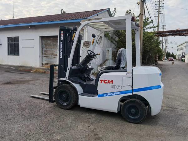 2012 TCM FD30 Diesel Fork Lift with Routine Fork Length Affordable and Versatile