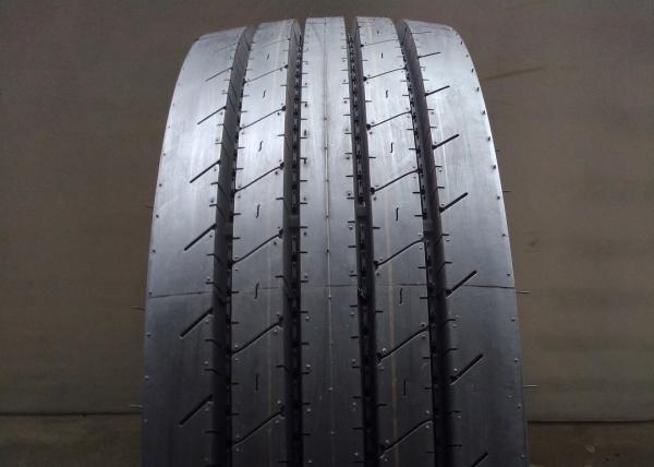 12R22.5 Highway Truck Steering Axle Tires 18PR Ply Better Grip Performance