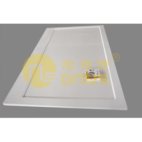 Resist Heat and Reagents Laboratory Bench Top With Matte Surfaces And Marine Edge