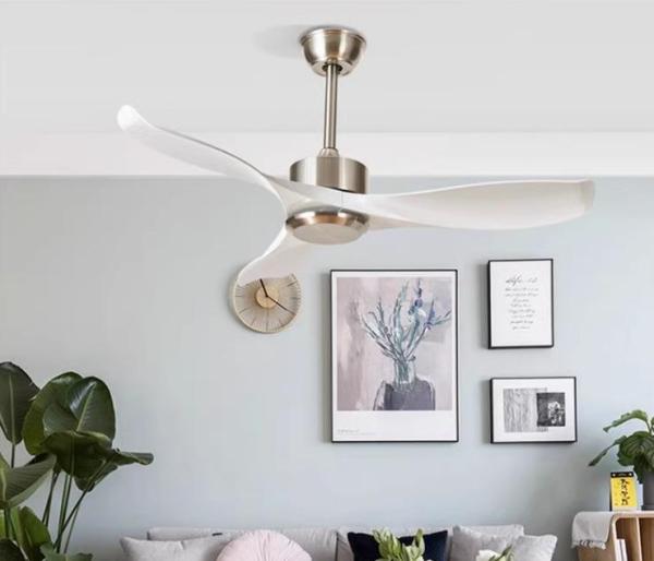 Ventilador de techo con luz LED de 3 aspas para fábrica mayorista con control remoto, diseño impermeable para exteriores para hoteles, económico
