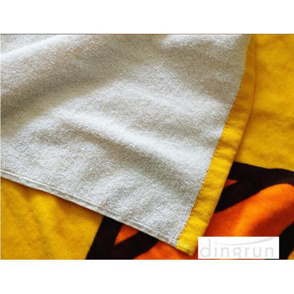 Thickened Soft Oversized Beach Towels Duck Cartoon Yellow Color 70*140cm