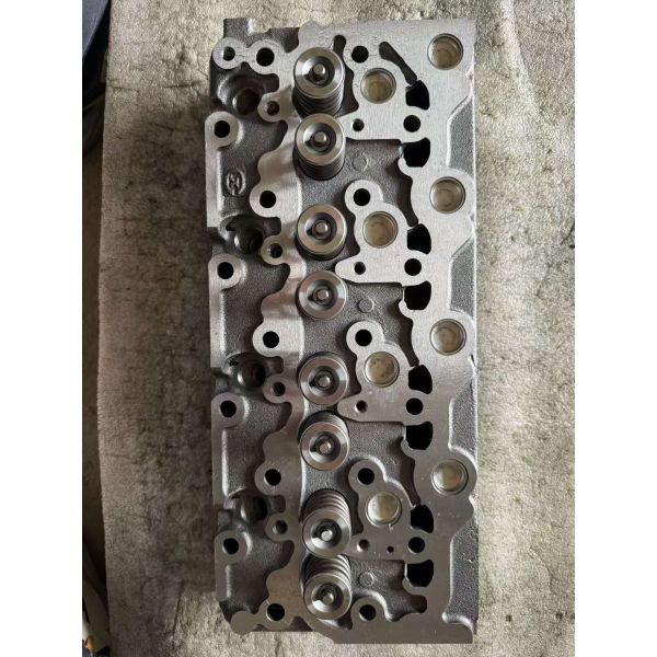 Kubota V2203 Complete Cylinder Head Assembly with Iron Casting 8v Valve and 4cyl for Diesel Engine