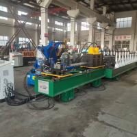 Machine de formage de profilés en C avec fente pour profilés de support photovoltaïque, machine de formage de profilés en acier pour supports