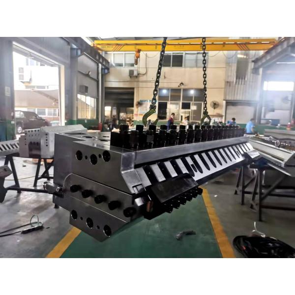 Chinese SPC FLOOR Extrusion Line with 3CR17 Shaping Mode and Extrusion Mould