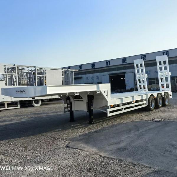 3 Axles Heavy Duty Boy Gooseneck Low Bed Flated Lowbed Semi Trailer with Jost Kingpin