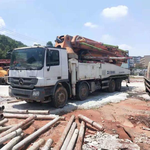 Zoomlion 52m Concrete Pump Boom Pump with Feeding Height and Spare Parts Avaliable