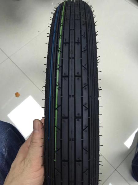 Fabriqué en Chine Gros Pneus 6pr/8pr Chambre à air et Pneu sans chambre à air Moto Scooter Pièces de rechange Moto Enduro Tout-terrain Pneu 2.75-18 à vendre