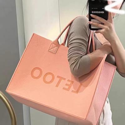 Cosmetic Bag Multi-Pocket Handbag Cartoon Felt Bag With Logo Fashionable Splicing Colors Accept Custom Logo Gift Tote Bag Felt Clothes Shopping Korean Fashion Bags