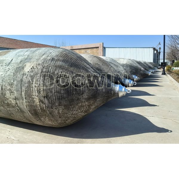 Length 5m-30m Ship Launching Marine Airbags Customized With Nylon Rubber Inner Material