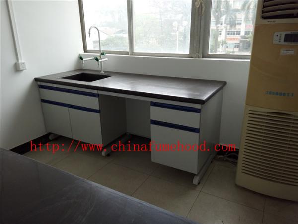 Scratch / Corrrosion / Acid / Alkali -Resistant Chemistry Lab Furniture With Sink And Faucet , Science Lab Workstations