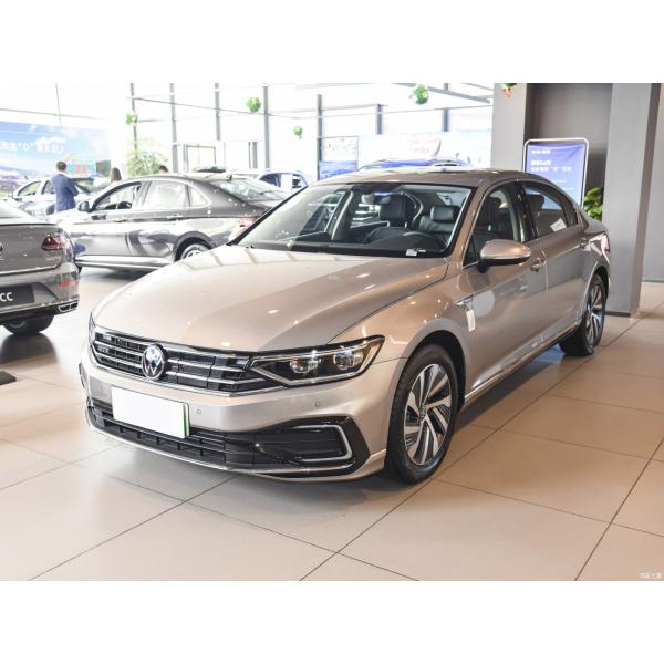 116KW Total Motor Power 2022 Magotan Plug-in Hybrid GTE Luxury 4-Door 5-Seater Vehicle