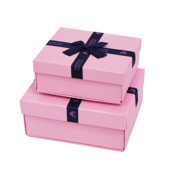 ISO9001 Matte Lamination Pink Flat Packed Gift Box With Bow Ornament 20*18*7.7cm